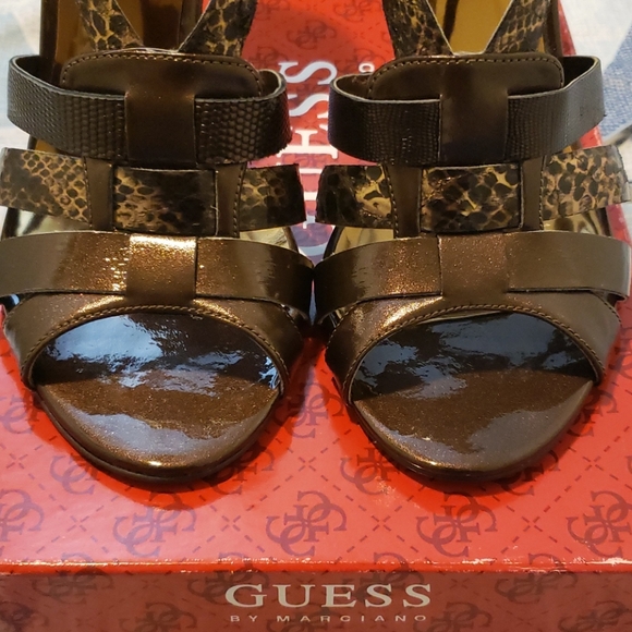 Guess Heels - Picture 7 of 8